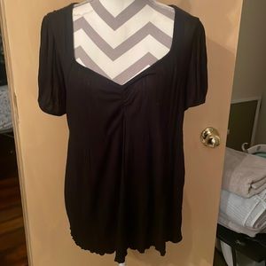 Maurices Black Shortsleeved Vneck Babydoll top sz XL